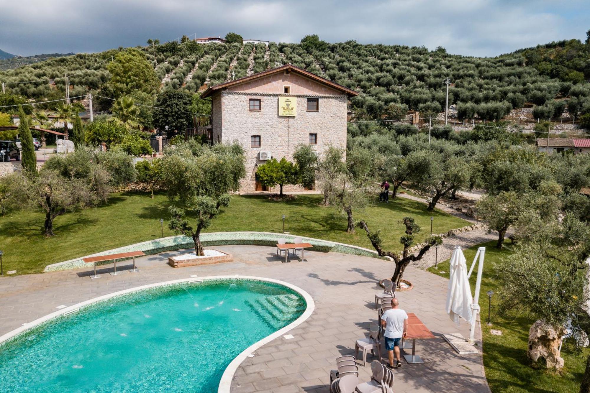 Agriturismo Casale Re Sonnino Ngoại thất bức ảnh